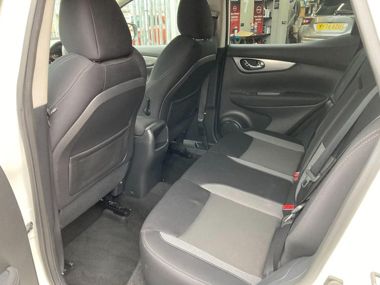  Nissan Qashqai 1.2 DIG-T N-Connecta SUV 5dr Petrol Manual Euro 6 (s/s) (115 ps) Petrol Manual