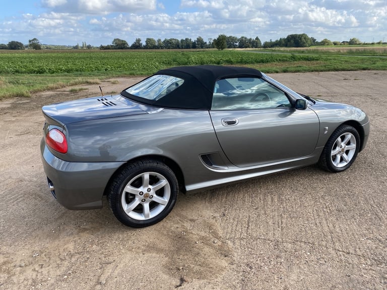 2002 MG MGF 1.8 135 16v 2dr CONVERTIBLE Petrol Manual