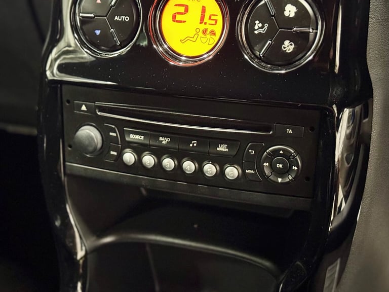 2015 Citroen DS3 Citroen DS3 PureTech 1.6 DStyle Ice for Sale in Gosforth 