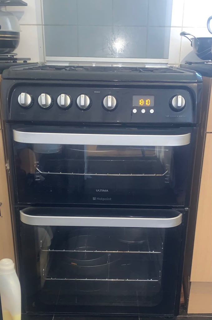 image for Hotpoint Altima HUG61