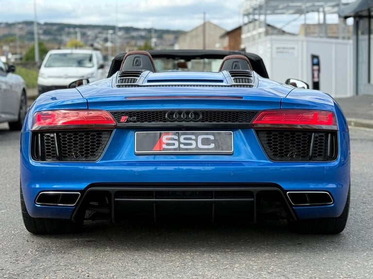 Audi R8 5.2 FSI V10 Spyder S Tronic quattro Euro 6 (s/s) 2dr