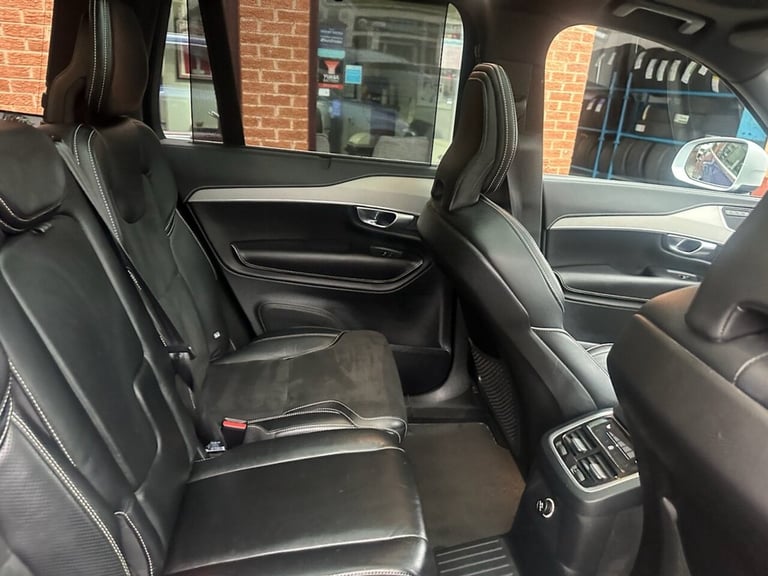 2018 Volvo XC90 2.0h T8 Twin Engine 10.4kWh R-Design SUV 5dr Petrol Plug-in Hybrid Auto 4WD ESTAT...