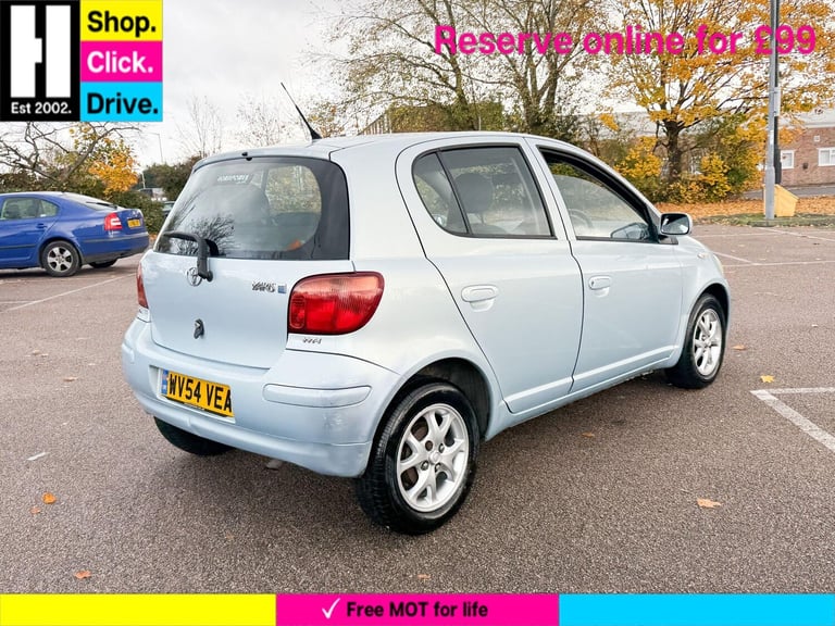 Toyota Yaris 1.3 VVT-i Blue Hatchback 5dr Petrol Manual (133 g/km, 85 bhp) Petrol Manual - Image 6