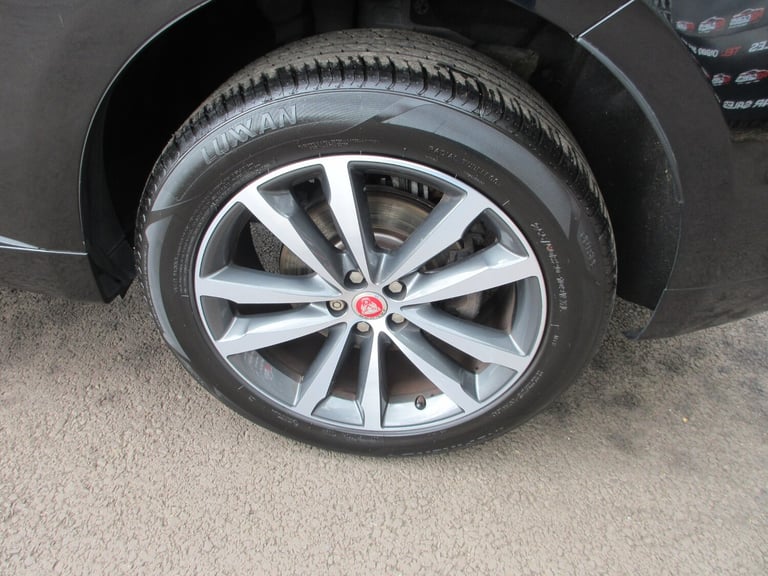 2017 Jaguar F-Pace 2.0d R-Sport 5dr Auto AWD ESTATE Diesel Automatic