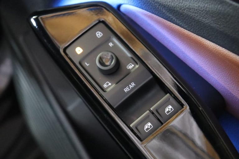 2021 Volkswagen ID.4 Pro Performance 77kWh 1ST Edition 5dr Auto (SAT NAV) Automatic