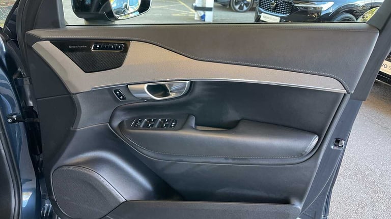 2023 Volvo XC90 2.0 B5D (235) Plus Dark 5dr AWD Geartronic SUV Diesel Automatic