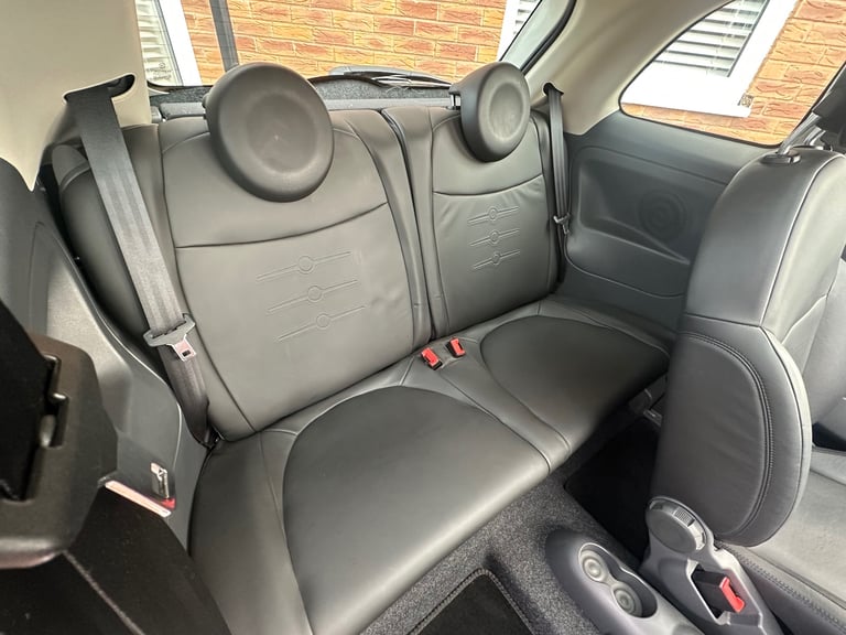 Low Miles! Fiat, 500, Hatchback, 2011, Manual, 1242 (cc), 3 doors