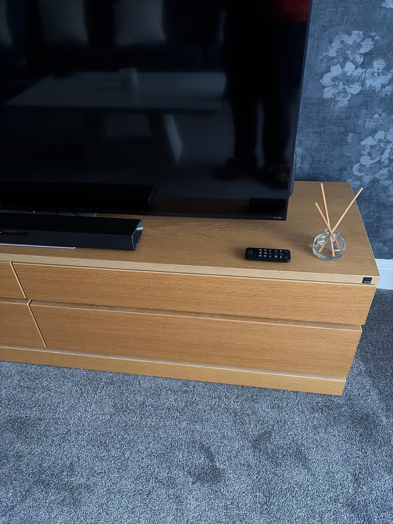 SKOVBY light solid oak TV unit