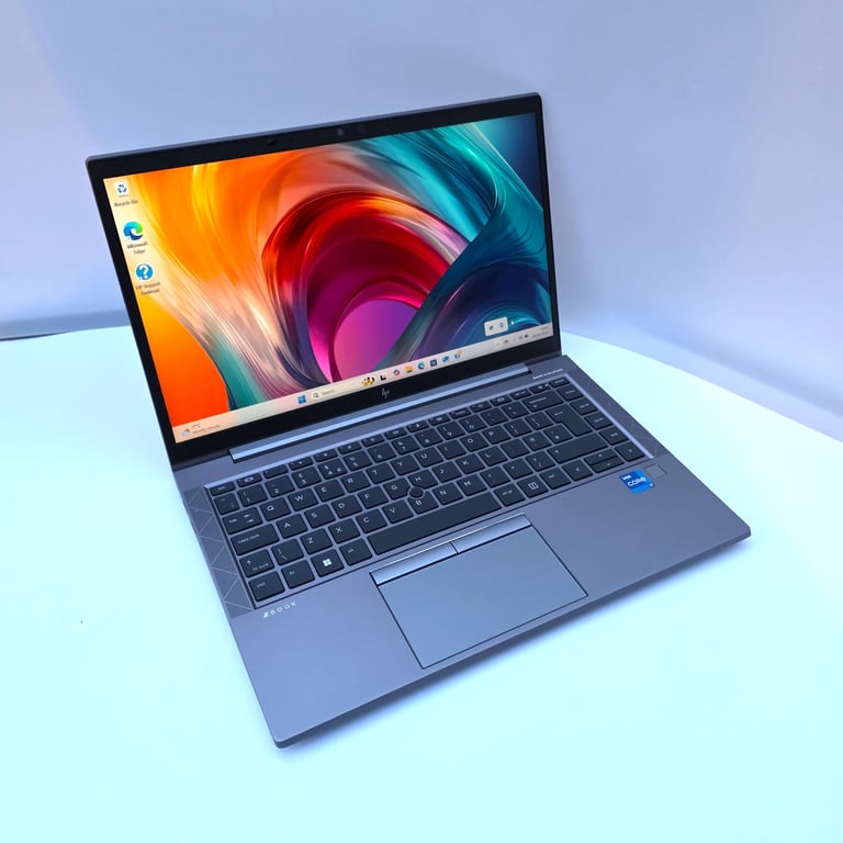 HP ZBook Firefly 14 G8 i7 11th Gen Nvidia T500 4GB 16GB RAM 512GB SSD Workstation Laptop / Ultrabook