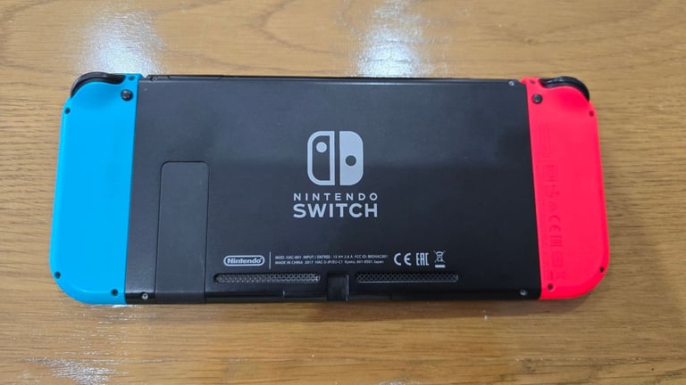 Nintendo Switch (Original Model) – Complete Bundle, Boxed + Extras