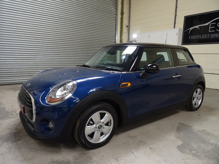 Mini Hatchback 1.5 Cooper 3dr Automatic *LOW MILEAGE*ONLY 16000 MILES FROM NEW*