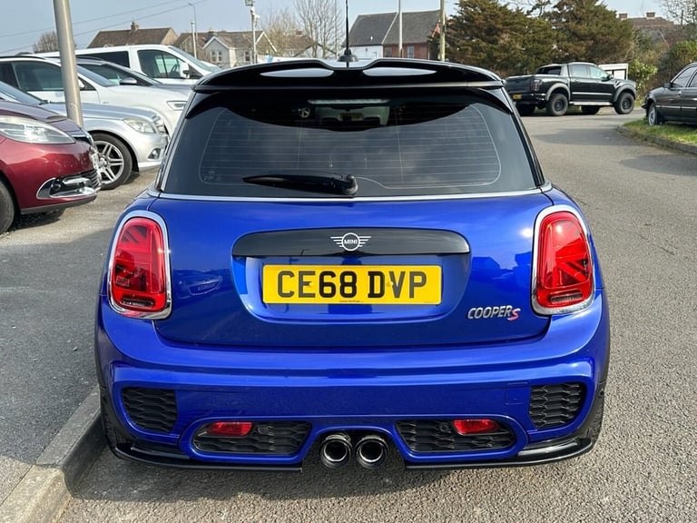 2018 MINI Hatch 2.0 Cooper S Hatchback 3dr Petrol Steptronic Euro 6 (s/s) (192 ps) Hatchback Petr...