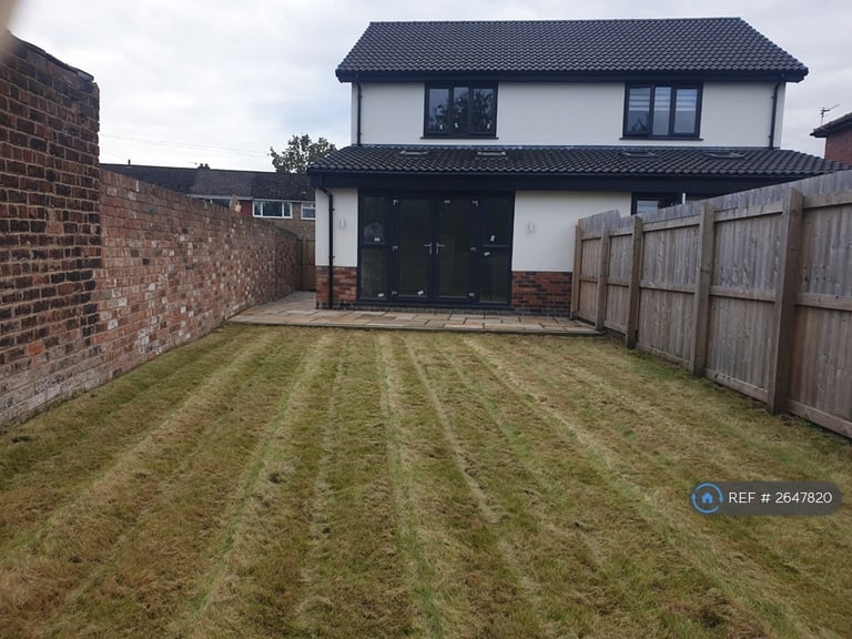 2 bedroom house in Millers Lane, Platt Bridge, Wigan, WN2 (2 bed) (#2647820)