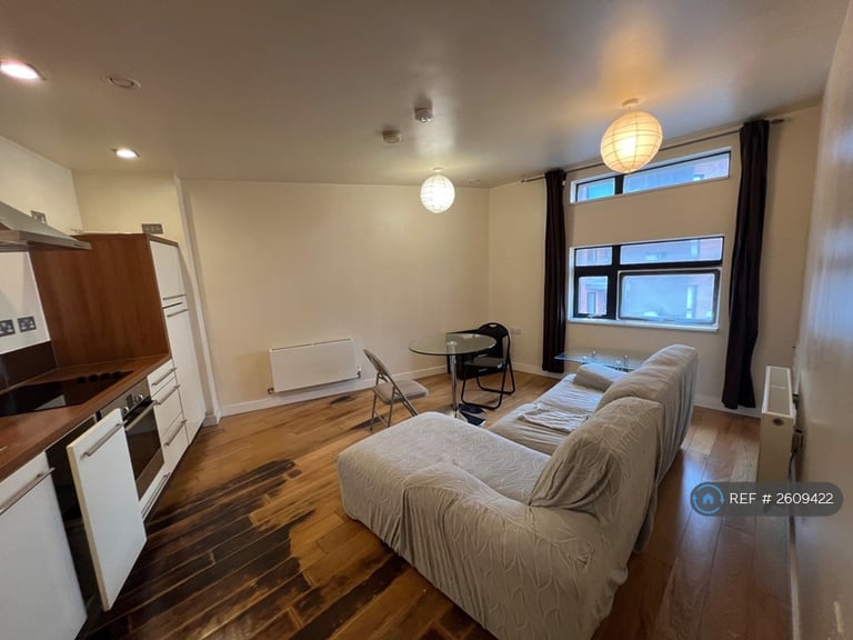 1 bedroom flat in Great Ancoats Street, Manchester, M4 (1 bed) (#2609422)