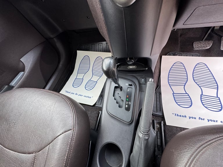 2009 Toyota IQ 1.33 Dual VVT-i 3 3dr Multidrive HATCHBACK Petrol Manual