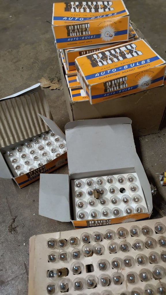 vintage car lorry bulbs 12v 6w dash side light 24v prefocus festoon austin hawker siddely. free del 