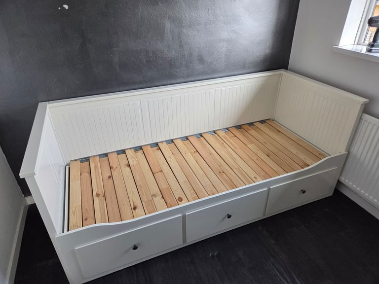 Ikea hemnes daybed