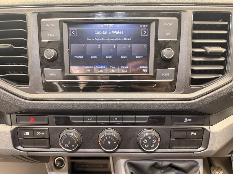 2023 Volkswagen Crafter Motorhome Race Van Camper Van 2.0 VW Crafter Camper Van Race Van Garage m...