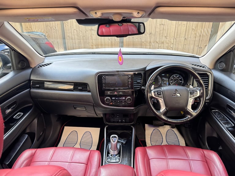 Mitsubishi, OUTLANDER, Estate, 2017, Other, 1998 (cc), 5 doors