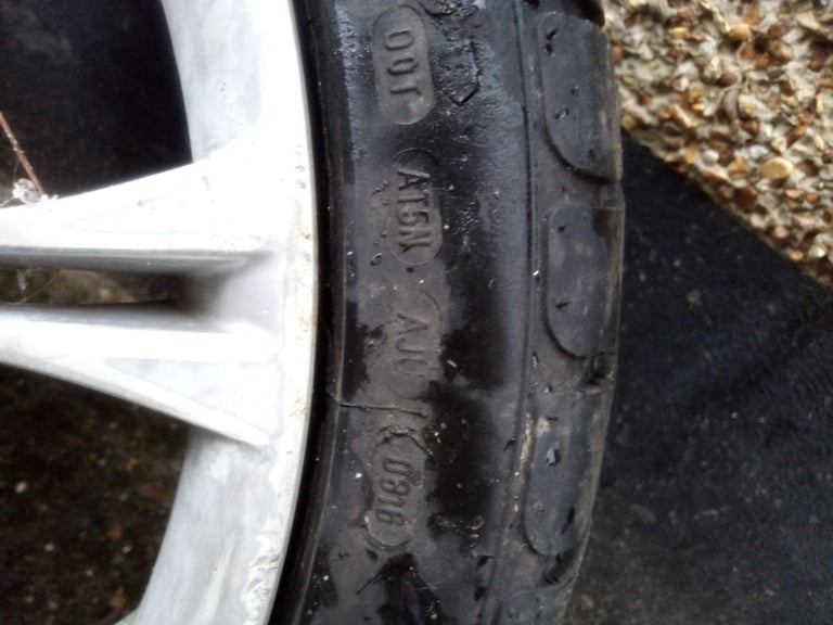  BMW  18" Alloy Wheels E85 E86 E82 Z4 225/40 ZR18 7896490 8j x 18 EH2 SILVER used 