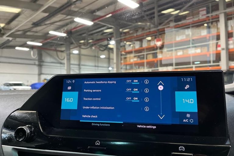 2022 Citroen C4 **?0 VRT** 100kW Shine Plus 50kWh 5dr Auto- Sunroof AUTO Hatchback Electric Autom...