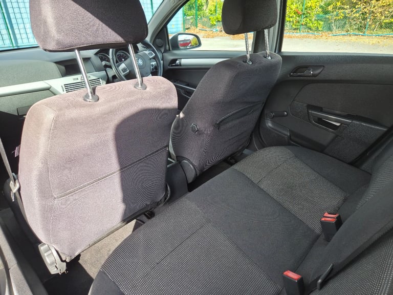Vauxhall, ASTRA, Hatchback, 2007, Manual, 1598 (cc), 5 doors