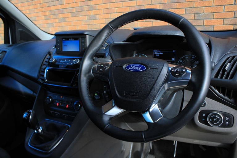2021 Ford Transit Connect 1.5 240 EcoBlue Limited L2 Euro 6 (s/s) 5dr PANEL VAN Diesel Manual