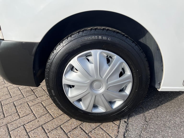 2019 Peugeot Expert 1.5 BlueHDi 1000 Professional Standard Panel Van MWB Euro 6 (s/s) 6dr PANEL V...