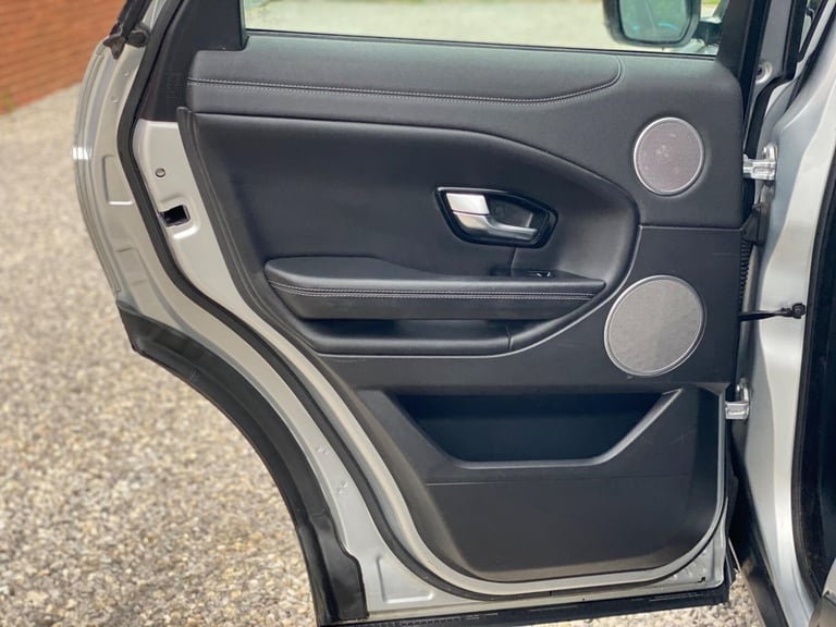 2017 Land Rover Range Rover Evoque 2.0 eD4 SE Tech FWD Euro 6 (s/s) 5dr ESTATE Diesel Manual