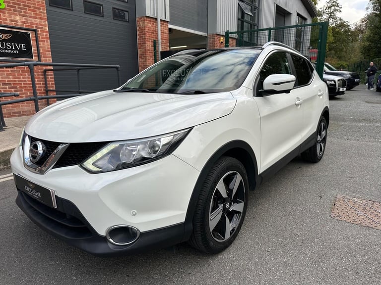 2017 Nissan Qashqai 1.2 DIG-T N-Connecta XTRON 2WD Euro 6 (s/s) 5dr HATCHBACK Petrol Automatic