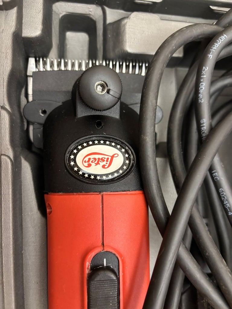 Lister Complete Shearing Kit in case