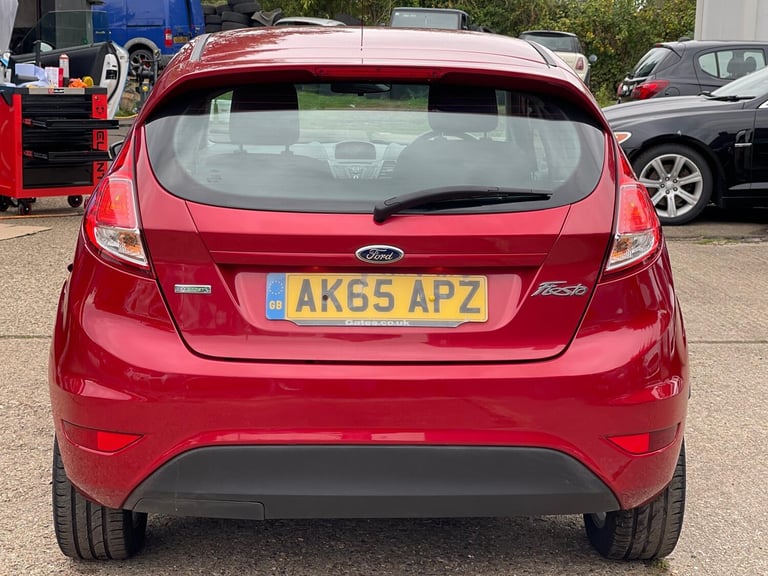 FORD FIESTA 1.0 T EcoBoost Zetec 2015