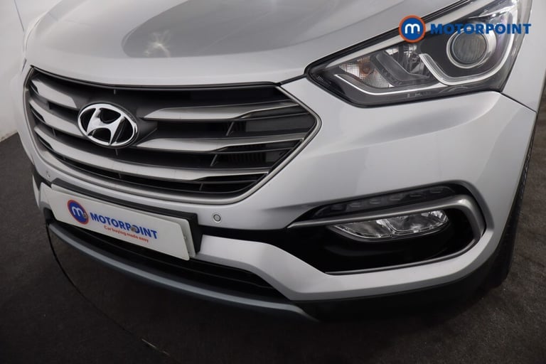 2016 Hyundai Santa Fe 2.2 CRDi Blue Drive Premium 5dr Auto [7 Seats] SUV Diesel Automatic