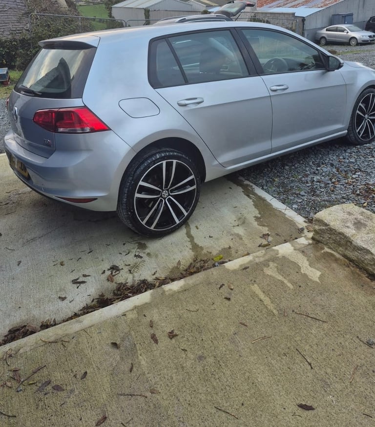 Volkswagen, GOLF, Hatchback, 2013, Manual, 1598 (cc), 5 doors