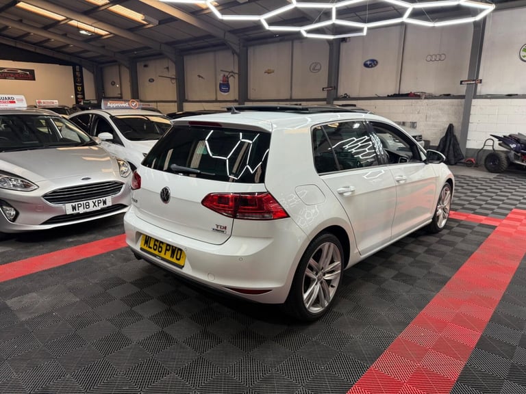 VOLKSWAGEN GOLF 1.6 TDI BlueMotion Tech GT Edition 2016
