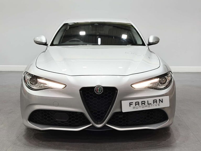 2017 Alfa Romeo Giulia 2.2 JTDM-2 180 Speciale 4dr Auto SALOON DIESEL Automatic