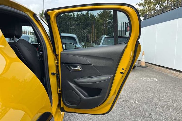 2022 Peugeot 208 1.2 PureTech GT Premium Hatchback 5dr Petrol EAT Euro 6 (s/s) (130 ps) Hatchback...