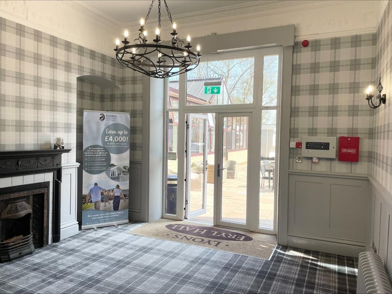 OWNER ONLY CARAVAN PARK / SITED STATIC CARAVAN FOR SALE / NORTH WALES / LL17 0EW