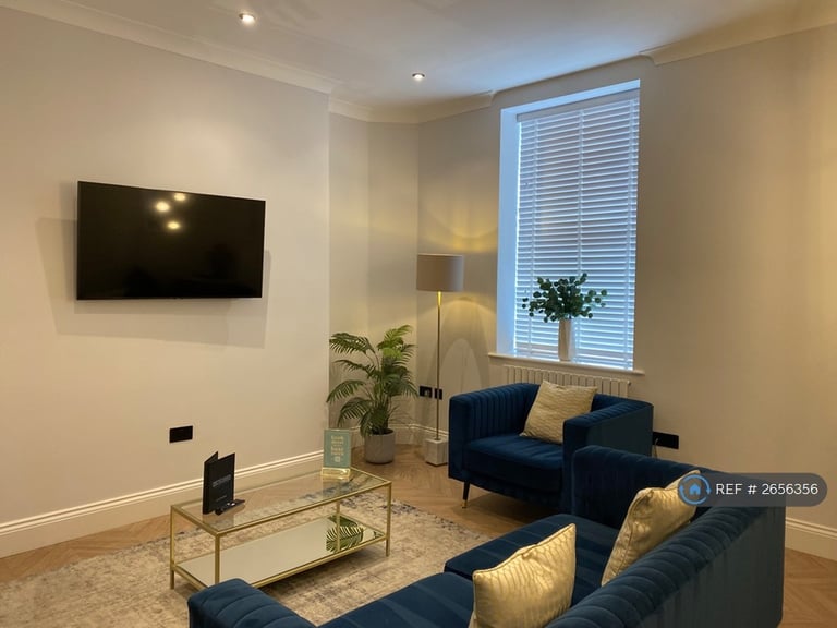 image for 1 bedroom flat in The Salisbury, Scarborough, YO11 (1 bed) (#2656356)