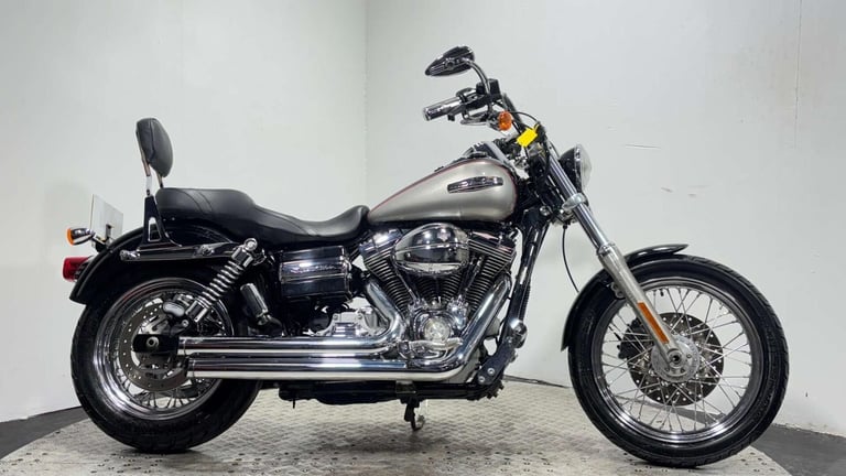 Harley-Davidson Dyna Super Glide FXDC 2009 29K GREAT CONDITION NEW MOT 1584 CRUI