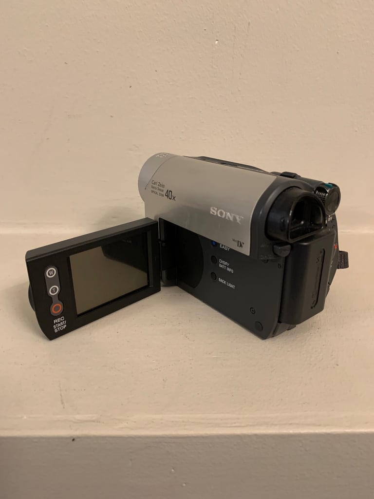 Sony Handycam DCR-HC45E