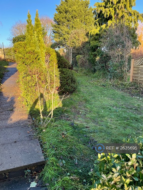 3 bedroom house in Shelbourne Road, Stratford-Upon-Avon, CV37 (3 bed) (#2635695)