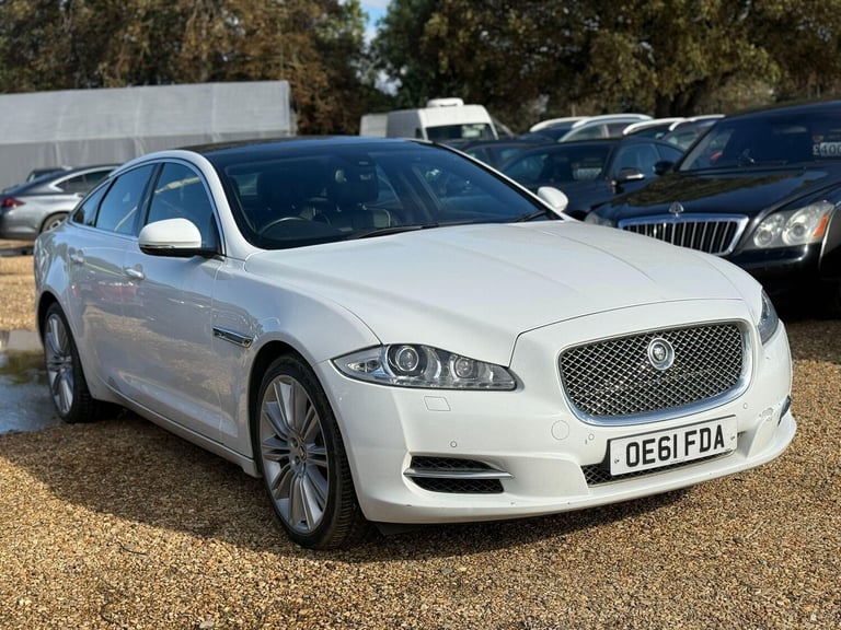 image for 2012 Jaguar XJ 3.0d V6 Portfolio Auto Euro 5 4dr SALOON Diesel Automatic