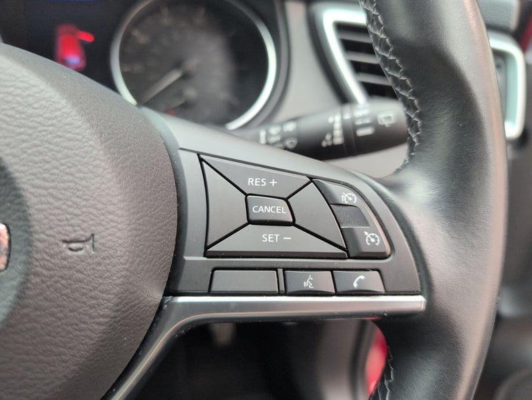 2020 Nissan Qashqai 1.3 DIG-T Acenta Premium SUV 5dr Petrol Manual Euro 6 (s/s) (140 ps) - ALLO H...