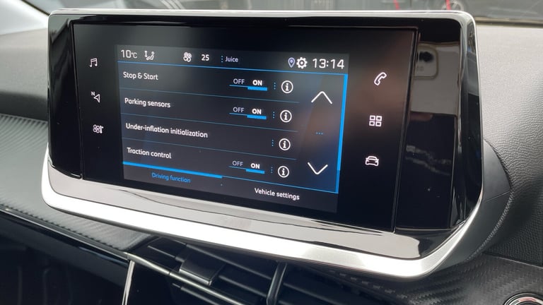 2022 Peugeot 208 1.2 PureTech Allure Premium Hatchback 5dr Petrol EAT Euro 6 (s/s) (100 ps) Hatch...