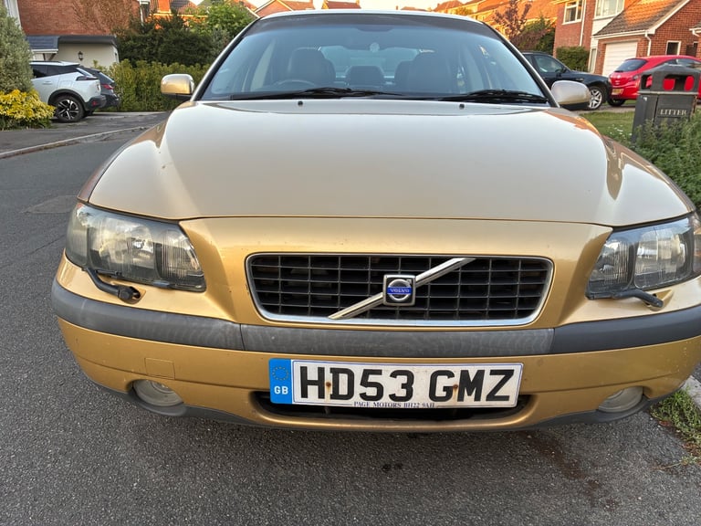 Volvo, S60, Saloon, 2003, Manual, 2401 (cc), 4 doors