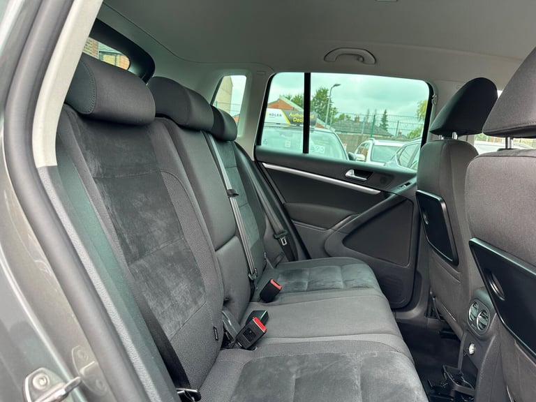 2013 Volkswagen Tiguan 2.0 TDI BlueMotion Tech Match DSG 4WD Euro 5 (s/s) 5dr ESTATE Diesel Autom...