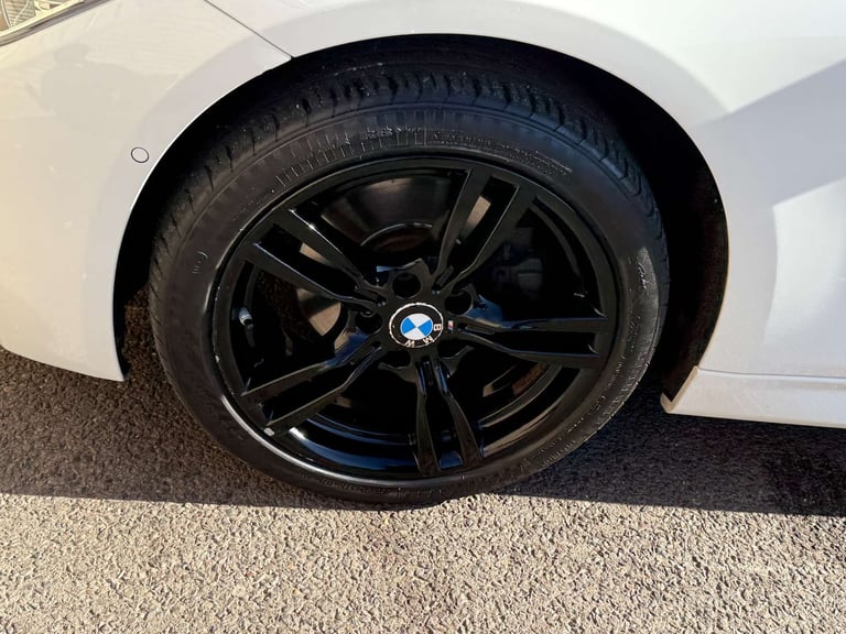 2018 BMW 3 Series 2.0 320d xDrive M Sport Auto 4WD 4dr Saloon Diesel Automatic