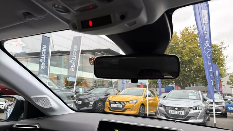 2025 Peugeot 208 50kWh Active Premium + Hatchback 5dr Electric Auto (7.4kW Charger) (136 ps) Hatc...