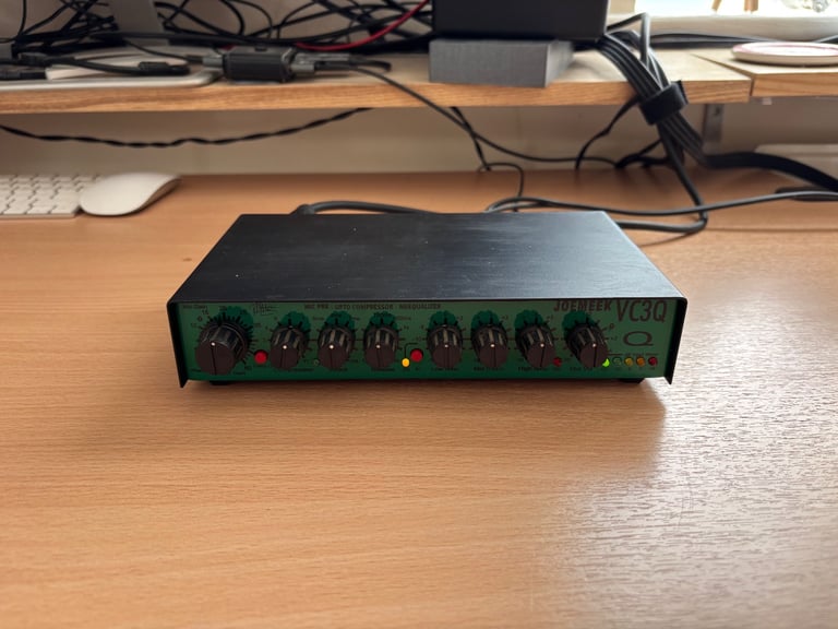 image for Joe Meek VC3Q Channel Strip Pre-Amp, Compressor and EQ